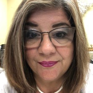 Meet your Posher, Lisa